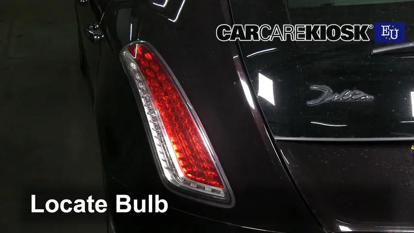 2013 Lancia Delta Oro 1.9L 4 Cyl. Turbo Diesel Lights